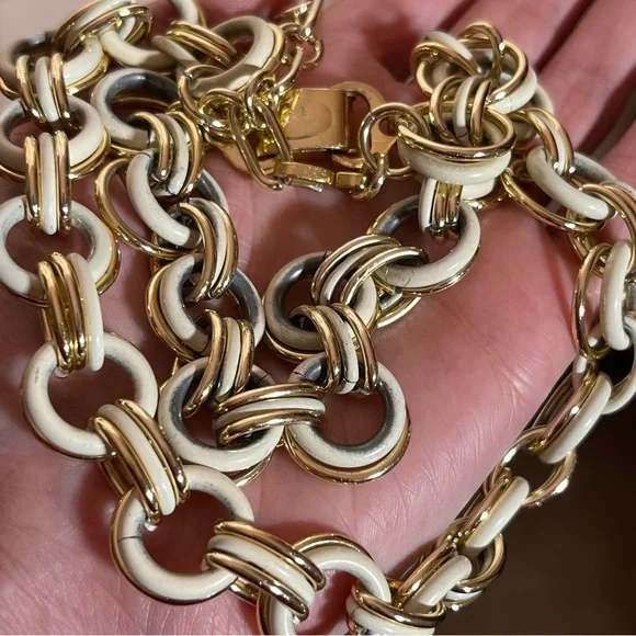 Trifari made in France 1940’s Art Deco Cream Gold Oversized Chain Necklace set